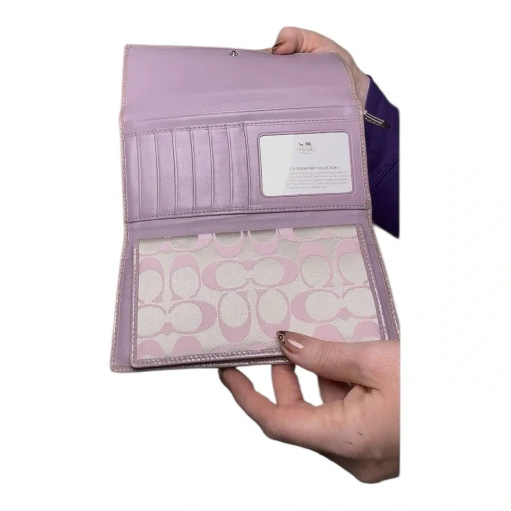 Coach Signature Stripe Patent Trim Wallet Lilac Purple - Picture 8 of 13